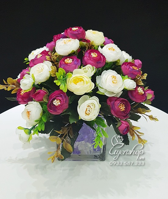 Zoom với Hoa Trà Để Bàn xinh