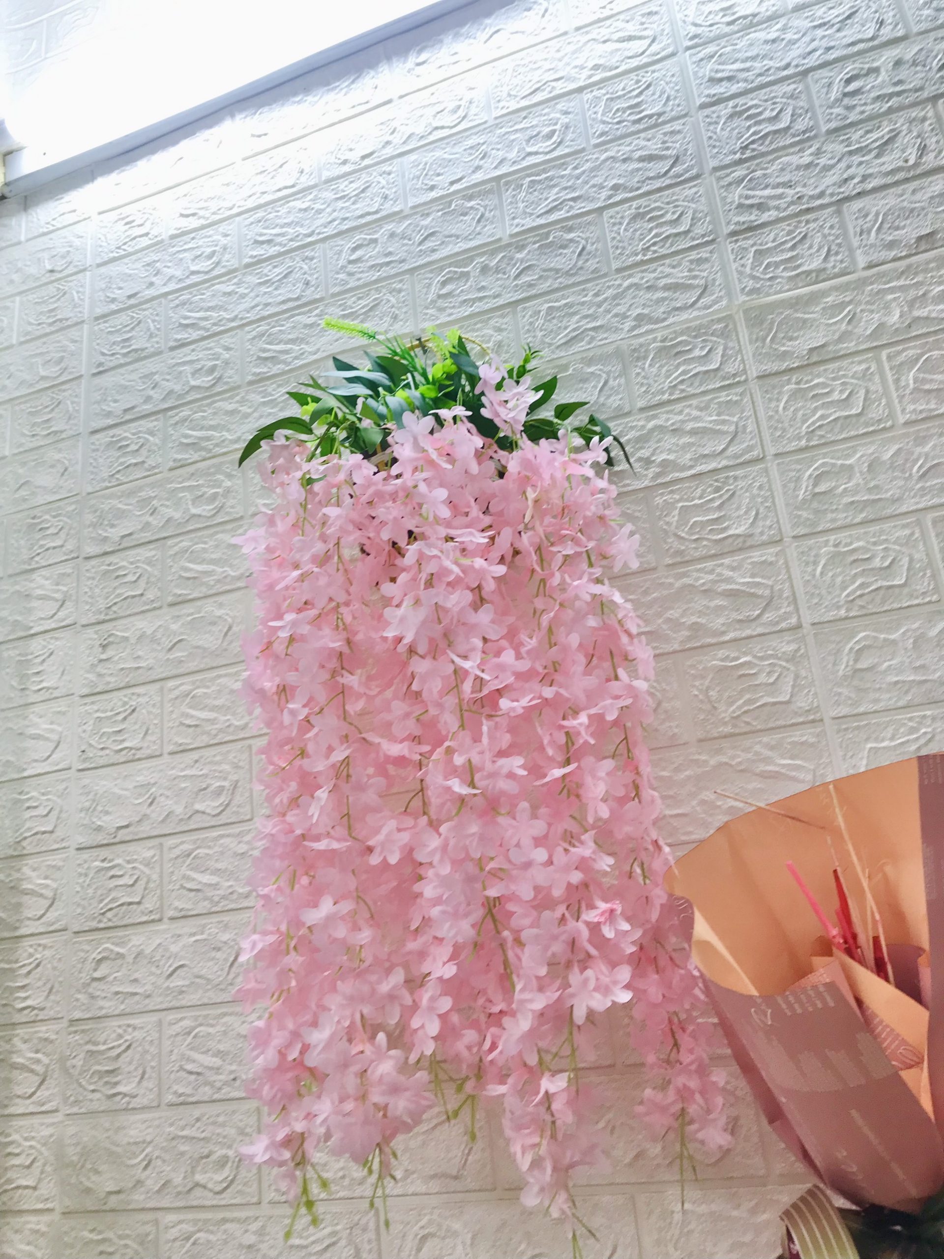 Zoom với GIỎ HOA MÀU HỒNG PHẤN