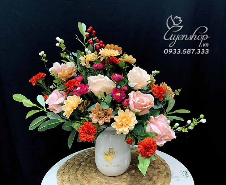 Zoom với Bình Hoa Nghệ Thuật