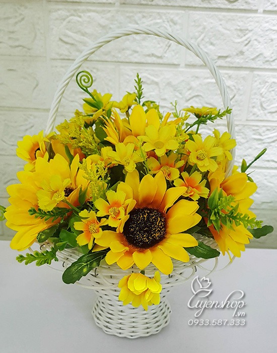Zoom với Giỏ Hoa Hướng Dương