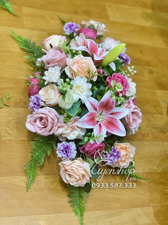Zoom với Hoa Để Bàn Phòng