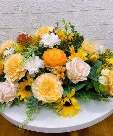 Hoa giả, Hoa lụa đẹp, Lãng Hoa Bàn Họp Tone Vàng Cam