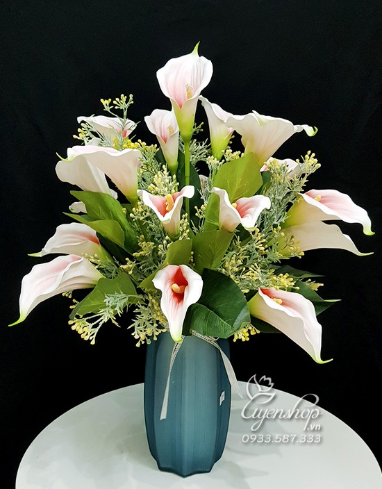 Zoom với Bình Hoa Rum Hồng