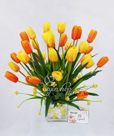 Hoa giả, Hoa lụa đẹp, Bình Hoa Tulip