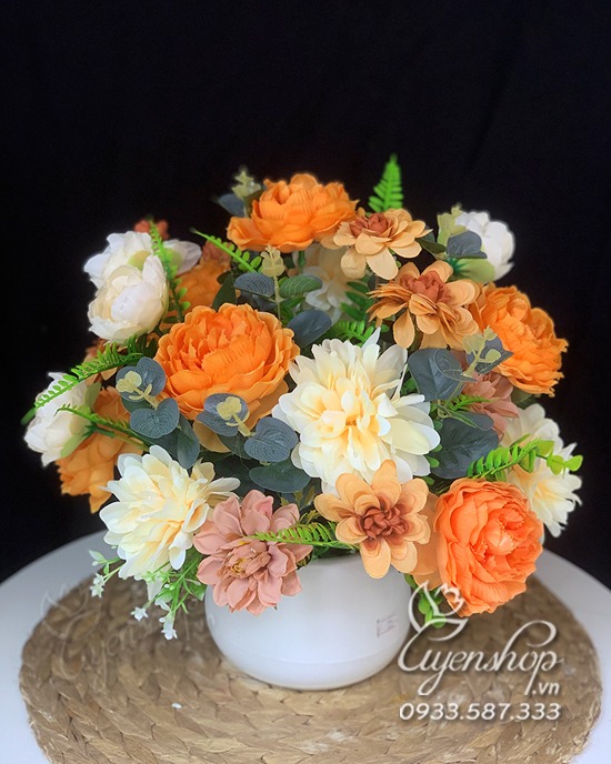 Zoom với Hoa Để Bàn Xinh