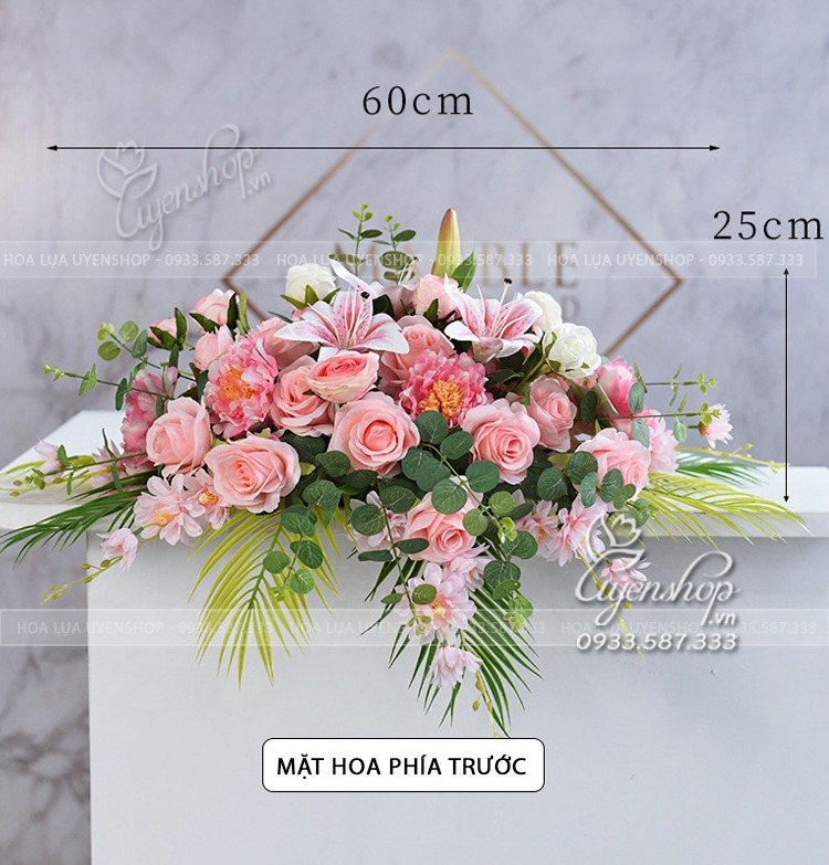 Zoom với LÃNG HOA ĐỂ QUẦY LỄ TÂN TONE HỒNG