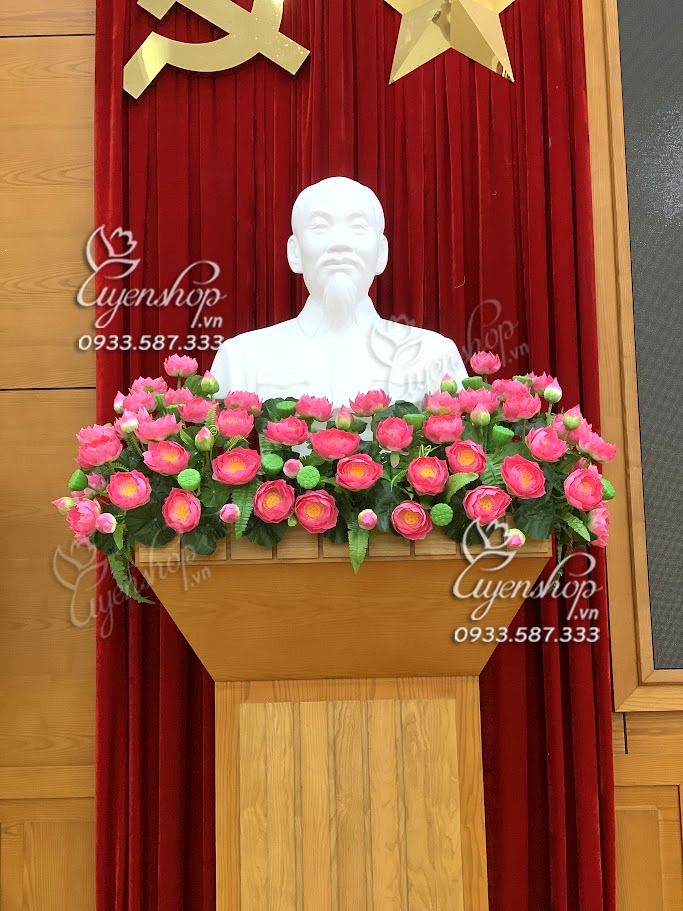 Zoom với SEN TRANG TRÍ BỤC TƯỢNG BÁC