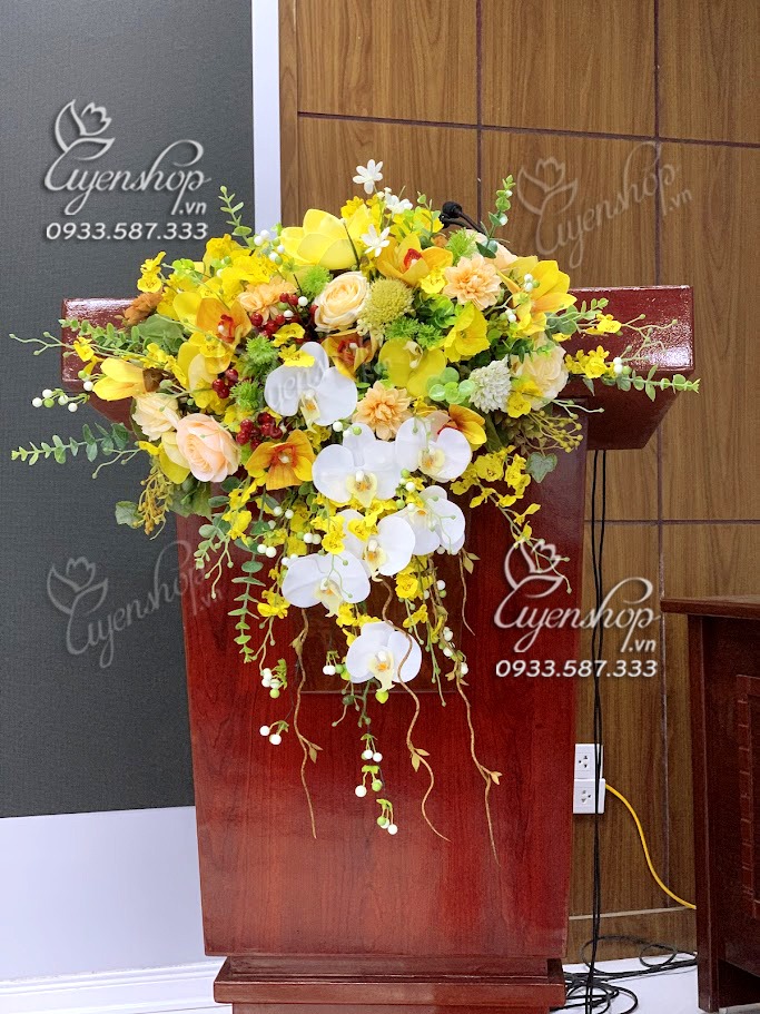 Zoom với HOA BỤC PHÁT BIỂU TONE VÀNG