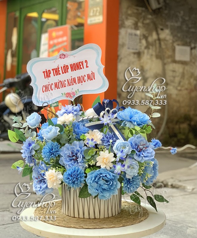 Zoom với GIỎ HOA LỤA TONE XANH