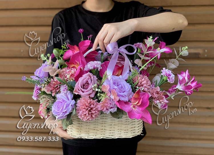 Zoom với GIỎ HOA LỤA TONE TÍM