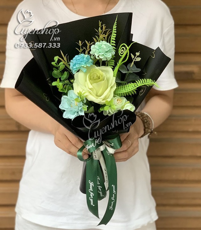 Zoom với BÓ HOA LỤA NHỎ TONE XANH CỐM