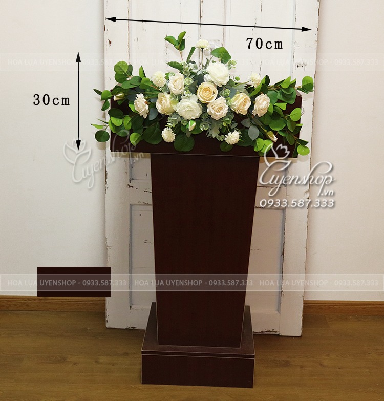 Zoom với HOA BỤC PHÁT BIỂU TONE TRẮNG