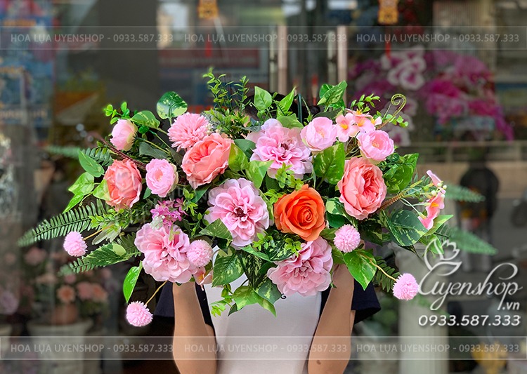 Zoom với HOA SỰ KIỆN – BỤC PHÁT BIỂU