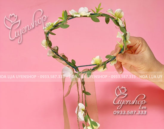 Zoom với VÒNG HOA ĐỘI ĐẦU