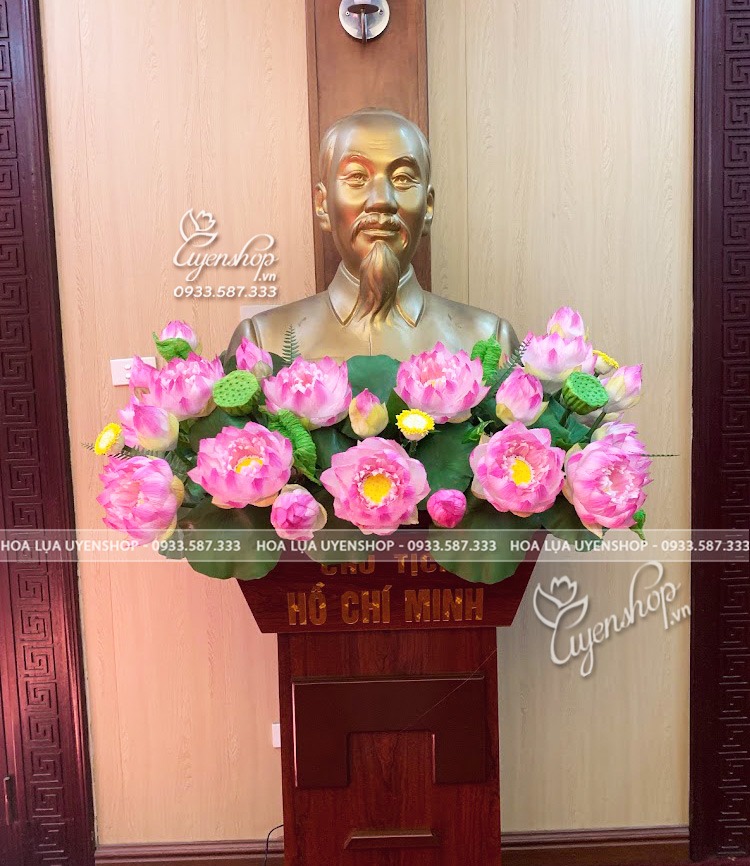 Zoom với HOA SEN TRANG TRÍ BỤC TƯỢNG BÁC NHỎ