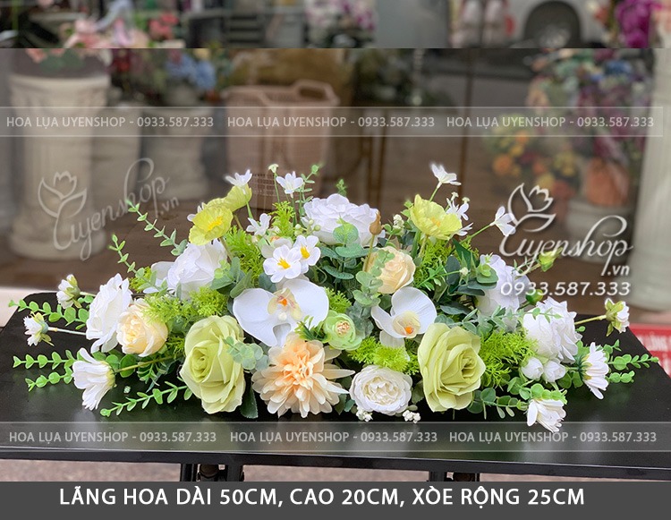 Zoom với LÃNG HOA BÀN HỌP TONE TRẮNG CỐM