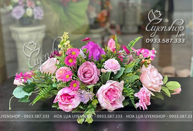 Zoom với LÃNG HOA BÀN HỌP NHỎ TONE TÍM