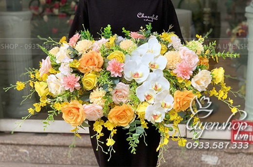 Zoom với LÃNG HOA BỤC PHÁT BIỂU NHỎ TONE VÀNG