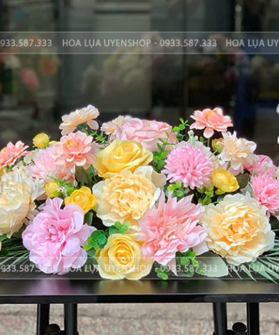 LÃNG HOA BÀN HỌP TONE HỒNG KEM Hoa giả, Hoa lụa đẹp, LÃNG HOA BÀN HỌP TONE HỒNG KEM