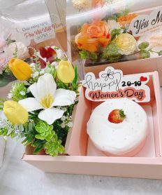 Hoa giả, Hoa lụa đẹp, COMBO BÁNH VÀ HOA