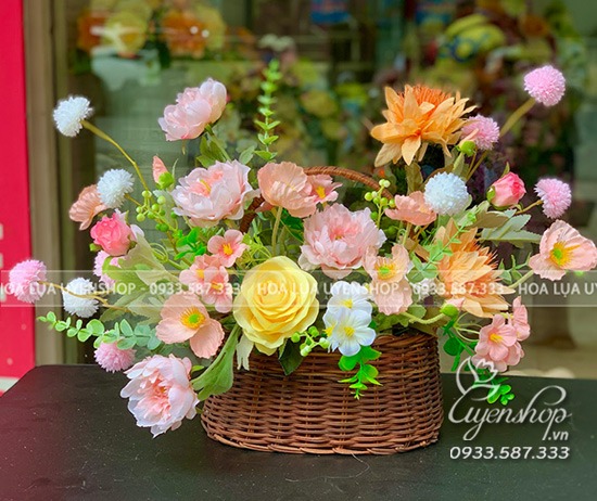 Zoom với GIỎ HOA LỤA NHỎ