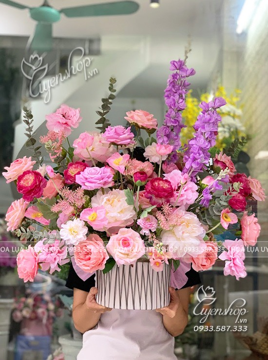 Zoom với GIỎ HOA LỤA TONE HỒNG PASTEL