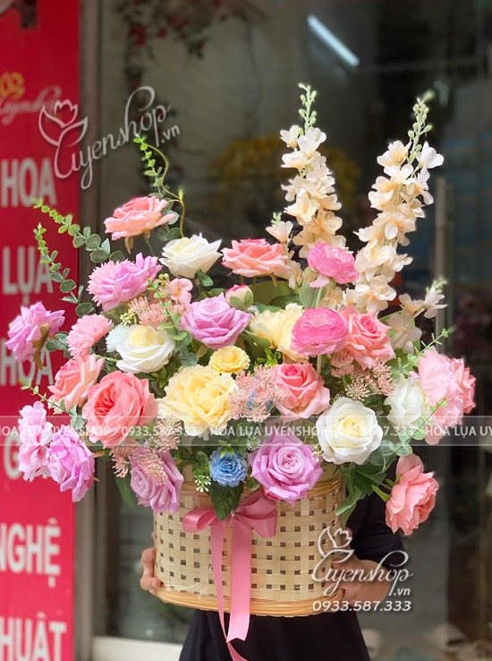 Zoom với GIỎ HOA LỤA QUÀ TẶNG