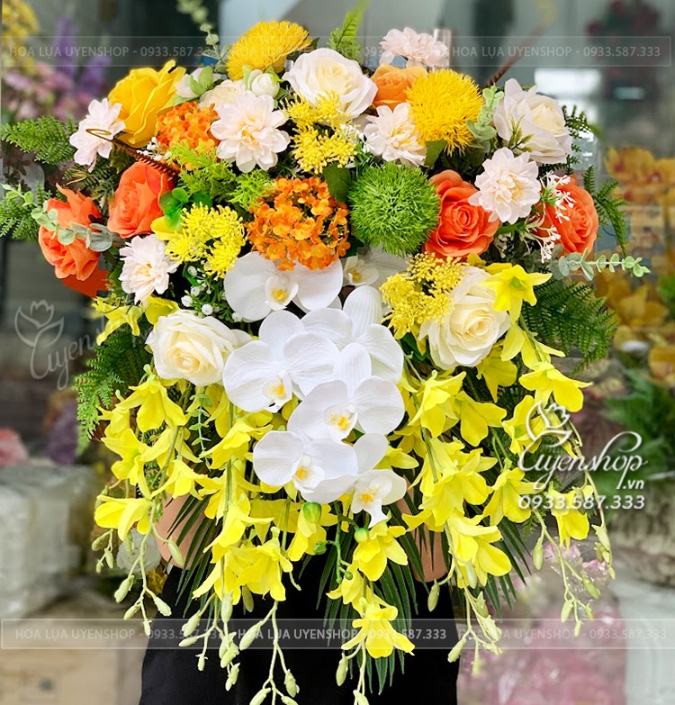 Zoom với LÃNG HOA BỤC PHÁT BIỂU NHỎ