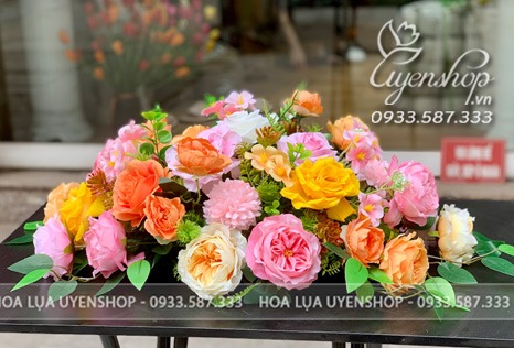 Zoom với LÃNG HOA BÀN HỘI NGHỊ TONE CAM