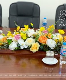 Hoa giả, Hoa lụa đẹp, LÃNG HOA BÀN HỌP TONE VÀNG