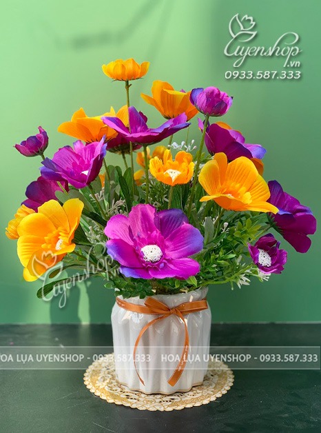 Zoom với BÌNH HOA CÁNH BƯỚM NHỎ ĐỂ BÀN