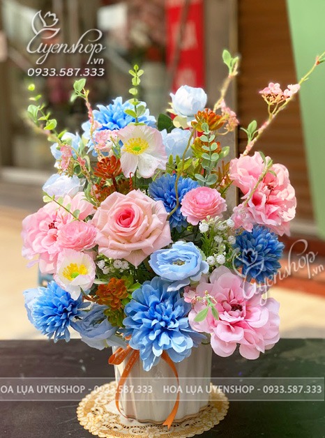 Zoom với BÌNH HOA ĐỂ BÀN XINH