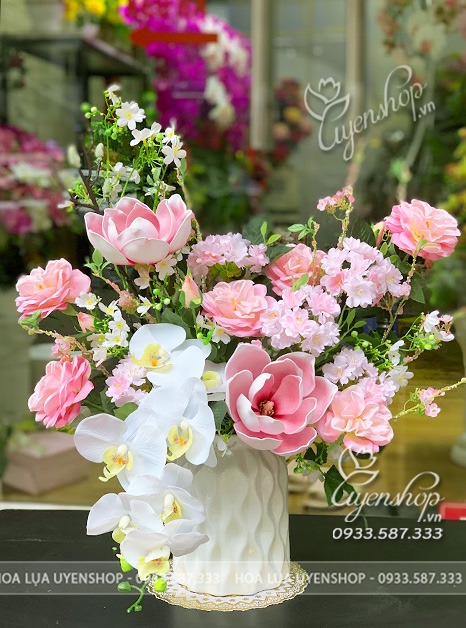 Zoom với BÌNH HOA NGHỆ THUẬT TONE HỒNG