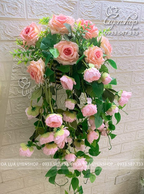 Zoom với GIỎ HOA LỤA TREO TƯỜNG