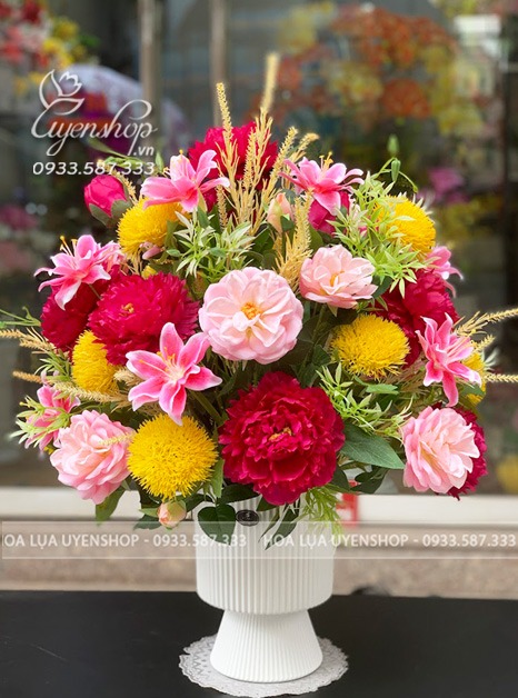 Zoom với BÌNH HOA MẪU ĐƠN ĐỂ BÀN