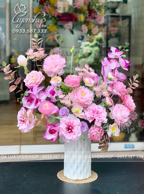 Zoom với BÌNH HOA LỤA TONE HỒNG