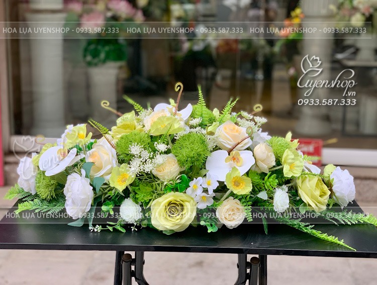 Zoom với LÃNG HOA ĐỂ BÀN TONE XANH CỐM