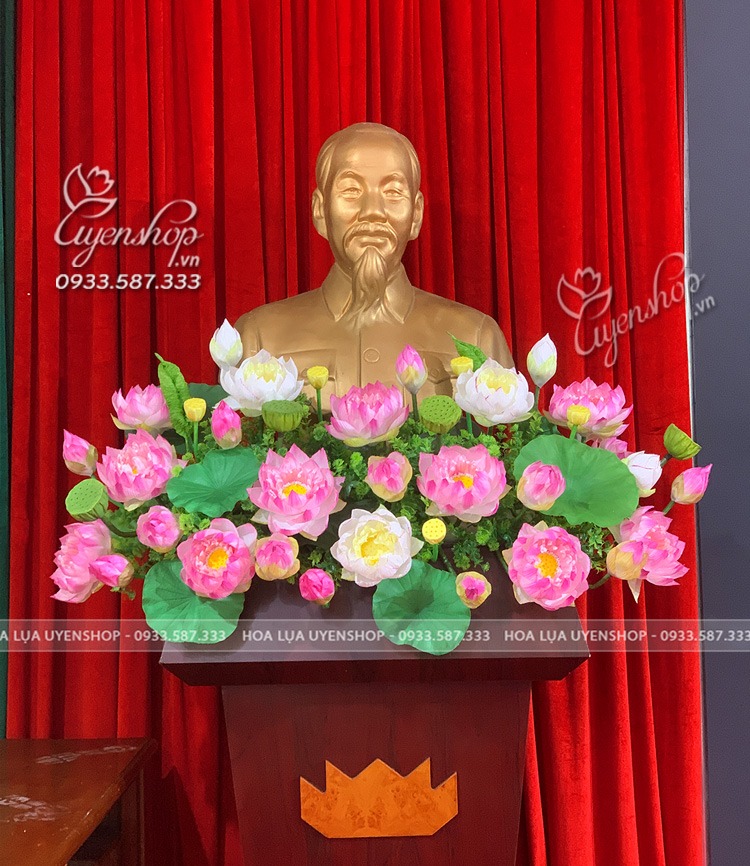 Zoom với HOA SEN TRANG TRÍ BỤC TƯỢNG BÁC