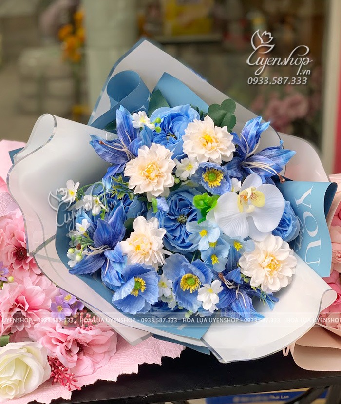 Zoom với BÓ HOA LỤA TONE XANH