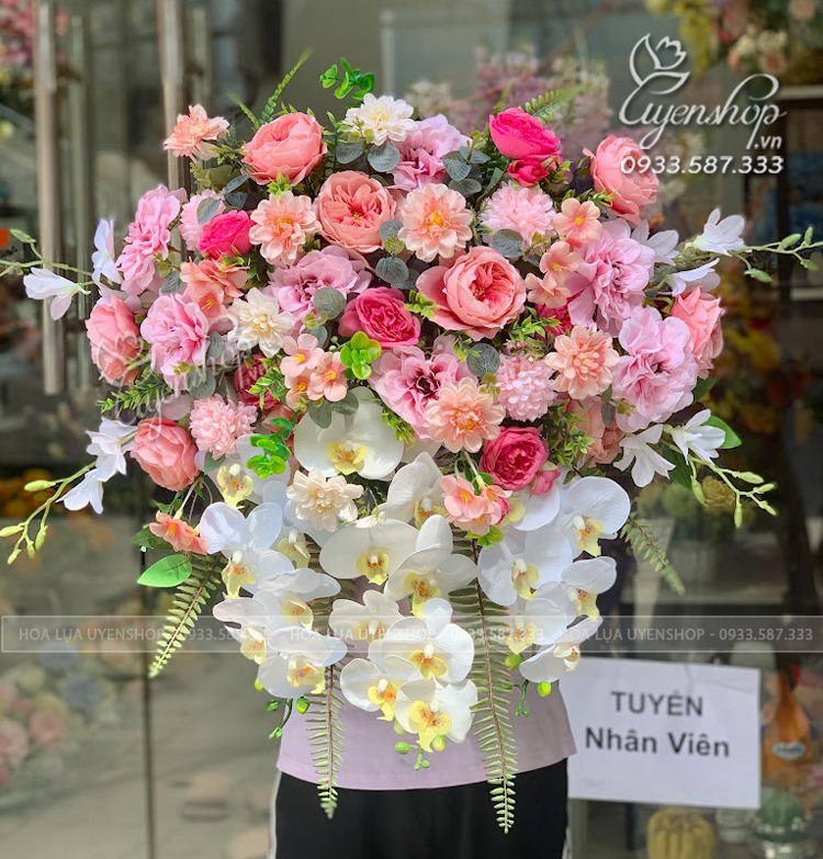 Zoom với LÃNG HOA BỤC PHÁT BIỂU TONE HỒNG