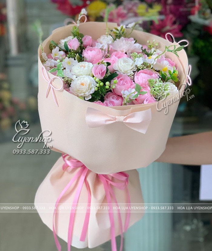 Zoom với BÓ HOA LỤA FORM TRÒN