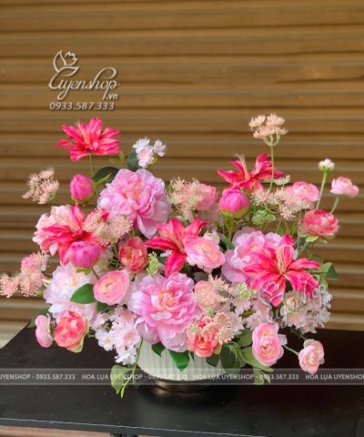 BÌNH HOA MẪU ĐƠN TONE HỒNG BÌNH HOA MẪU ĐƠN TONE HỒNG